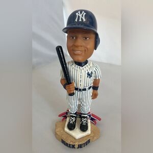 Derek Jeter Bobblehead New in Box. Rare/Limited Edition Legends of the Diamond